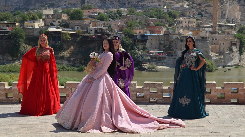 Hasankeyf’te yöresel defile
